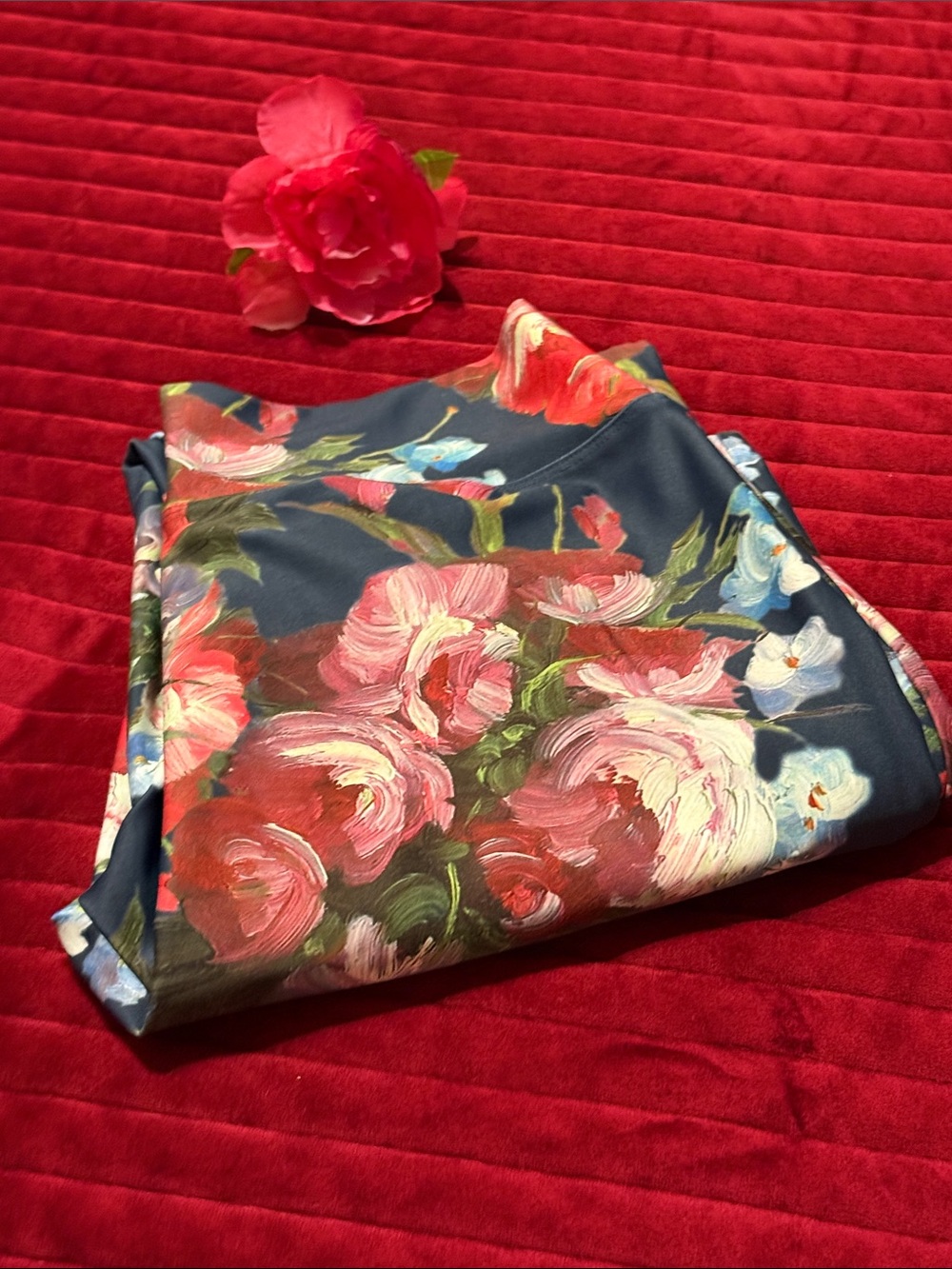 KiraGrace Floral Exercise Yoga Pants Size  Medium EUC